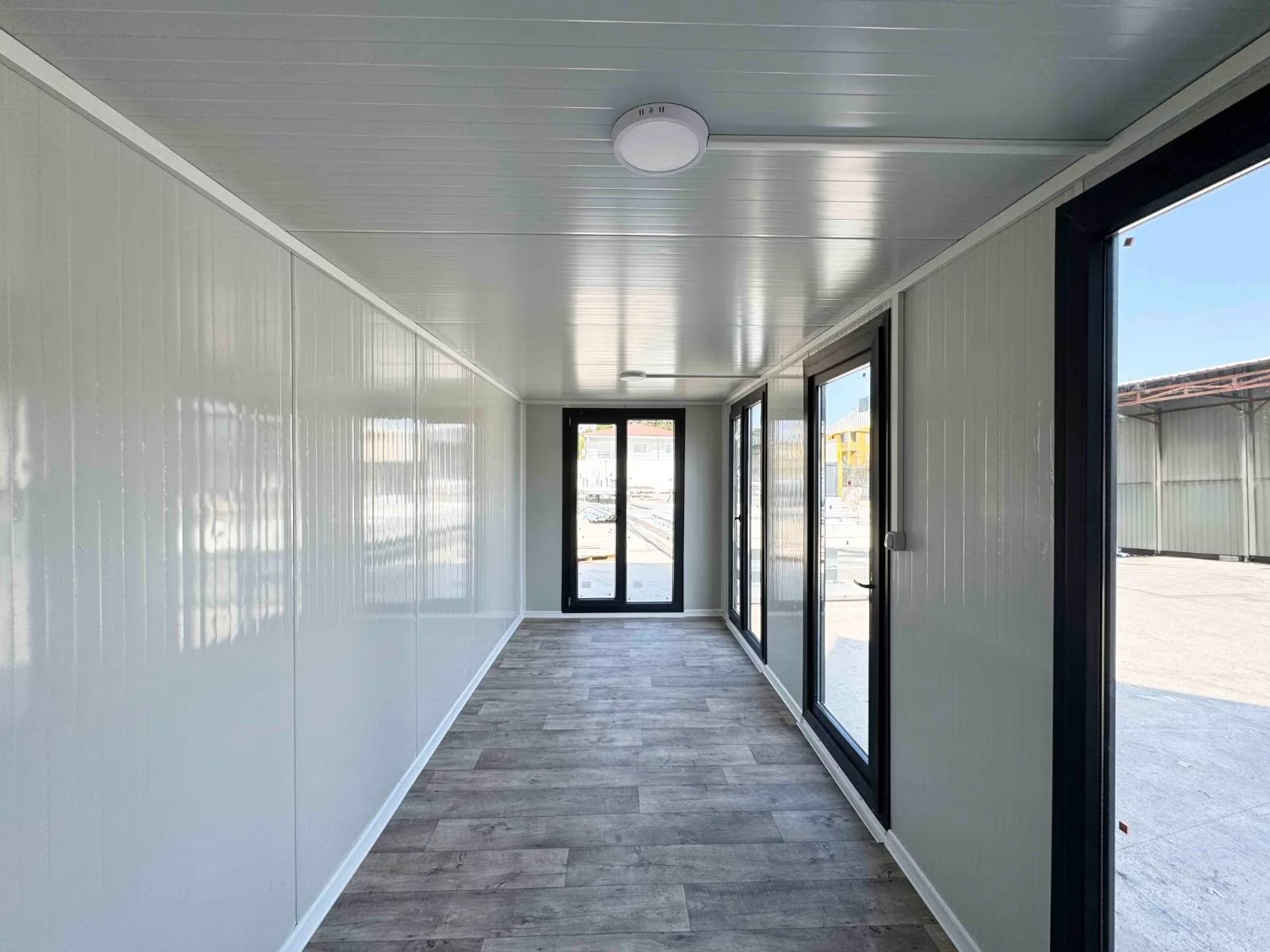 Escritório Modular Equipado e Isolado de 14 m²