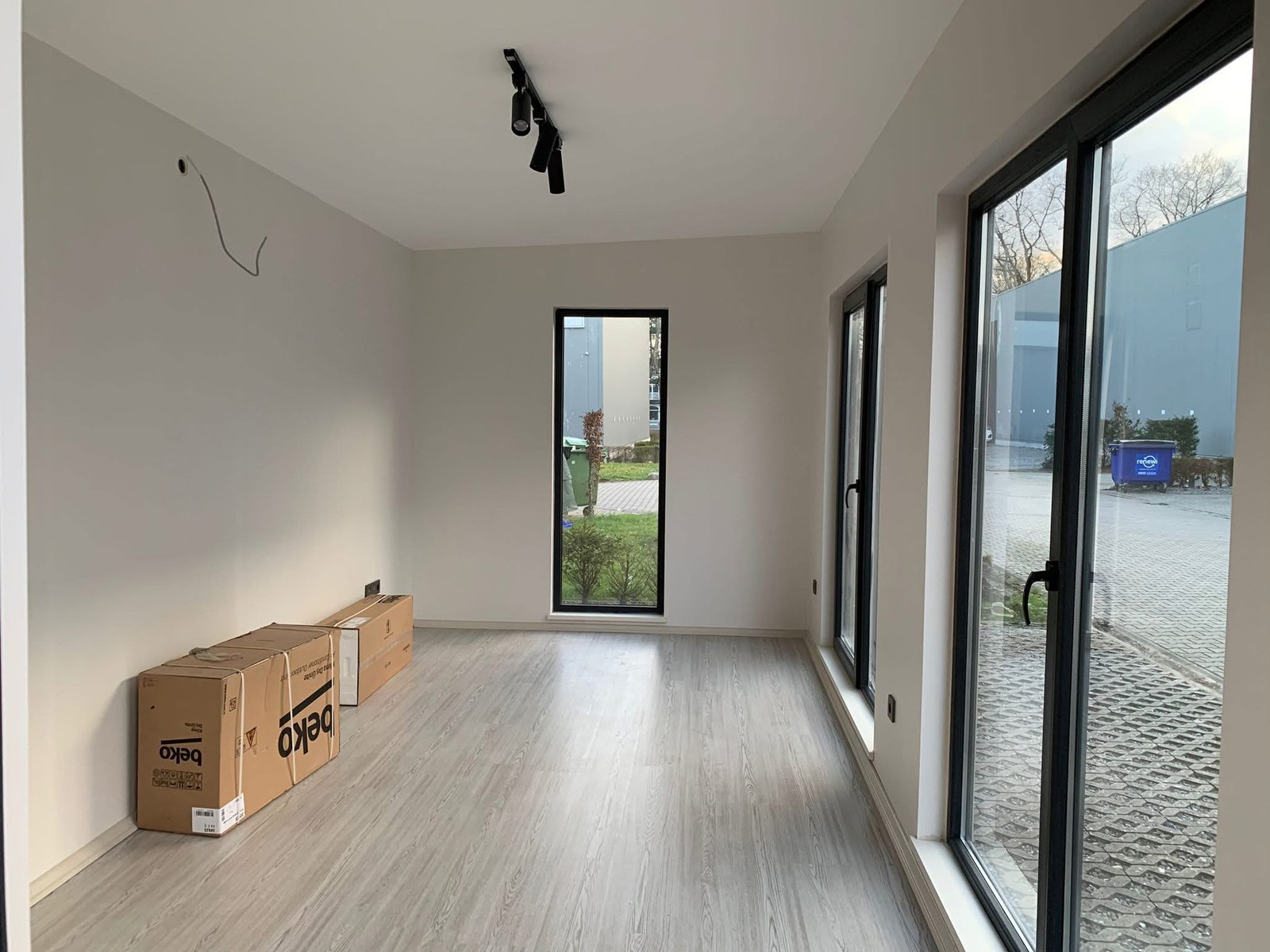 Pavilhão Modular Equipado com Todo o Conforto de 15 m²