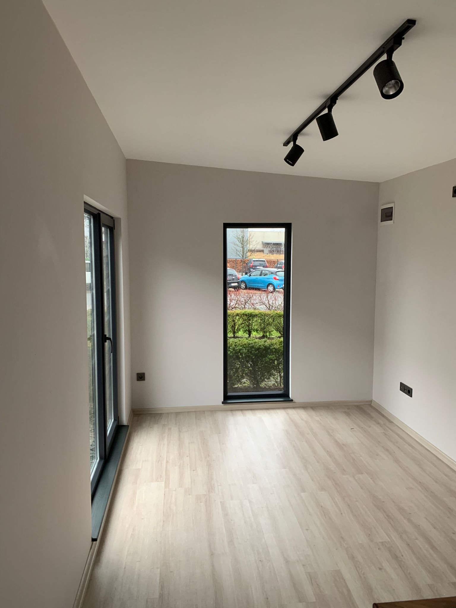 Unidade Residencial Modular 30 m² – Revestimento em Madeira